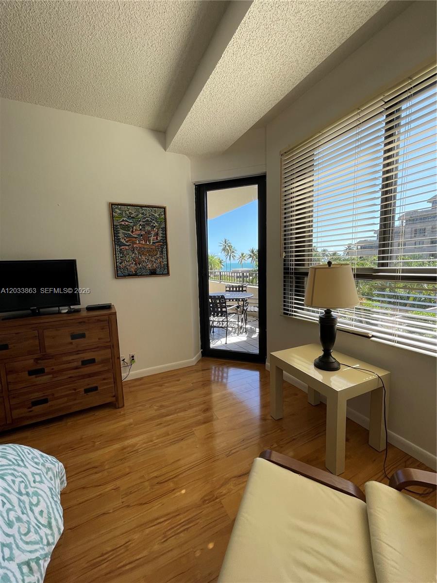 251 Crandon Blvd # 338