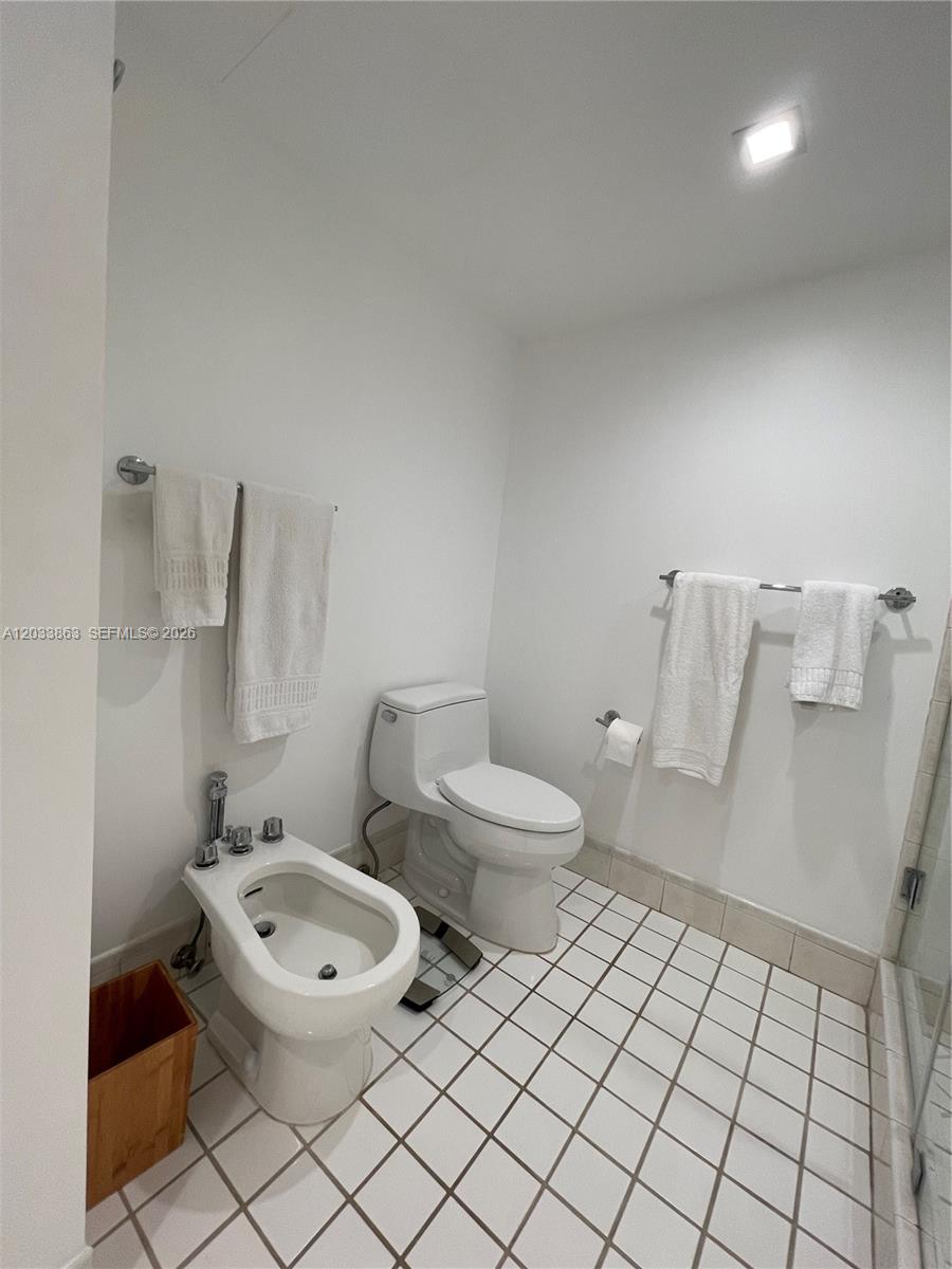 251 Crandon Blvd # 338