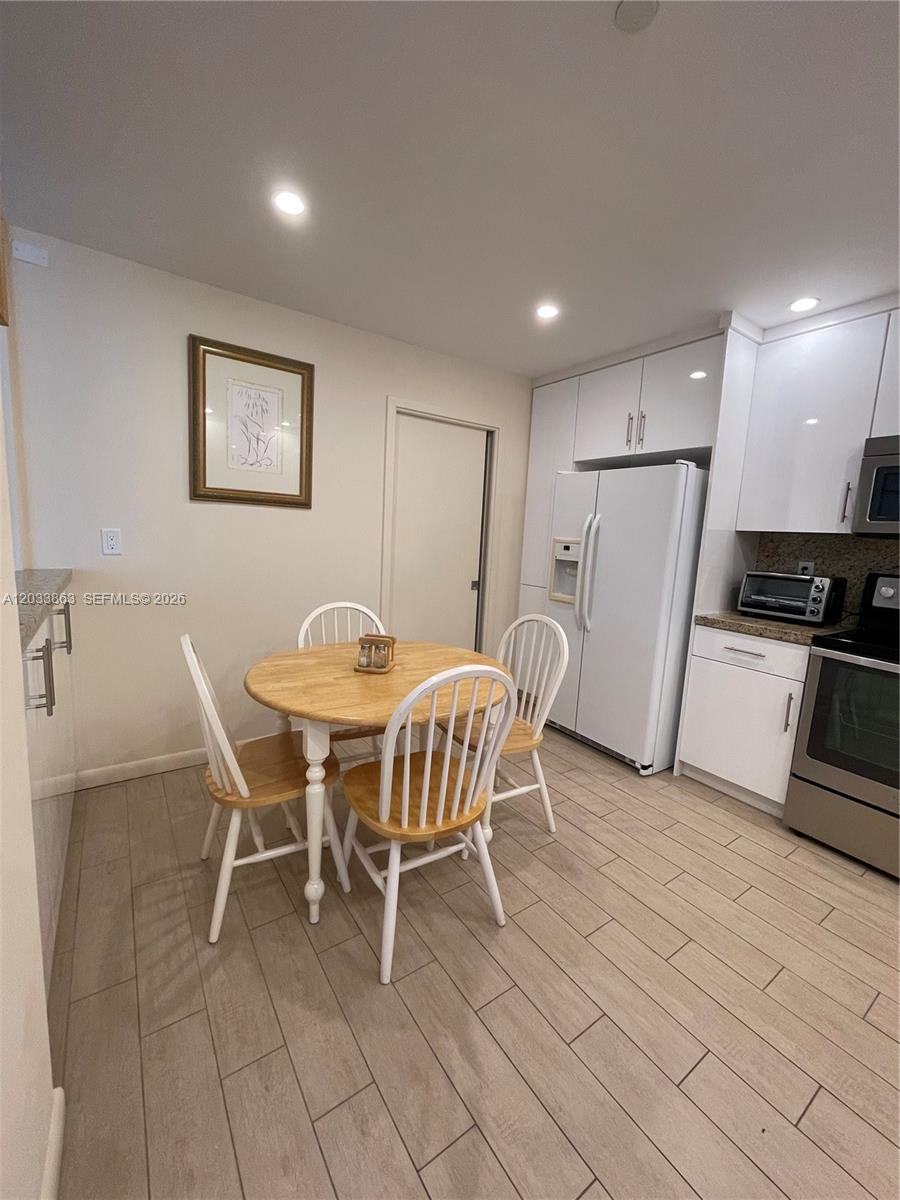 251 Crandon Blvd # 338