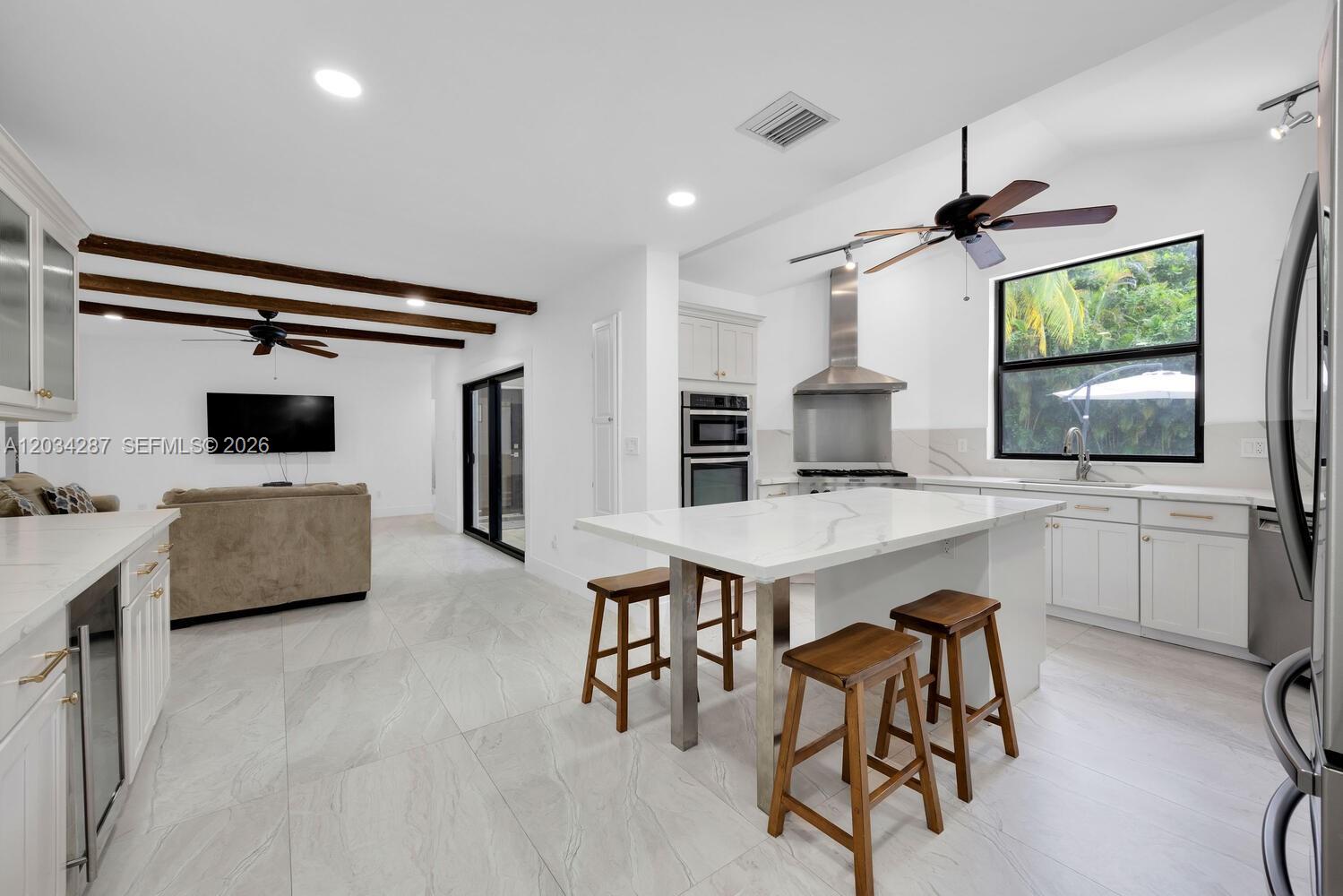 6860 SW 99th Ter
