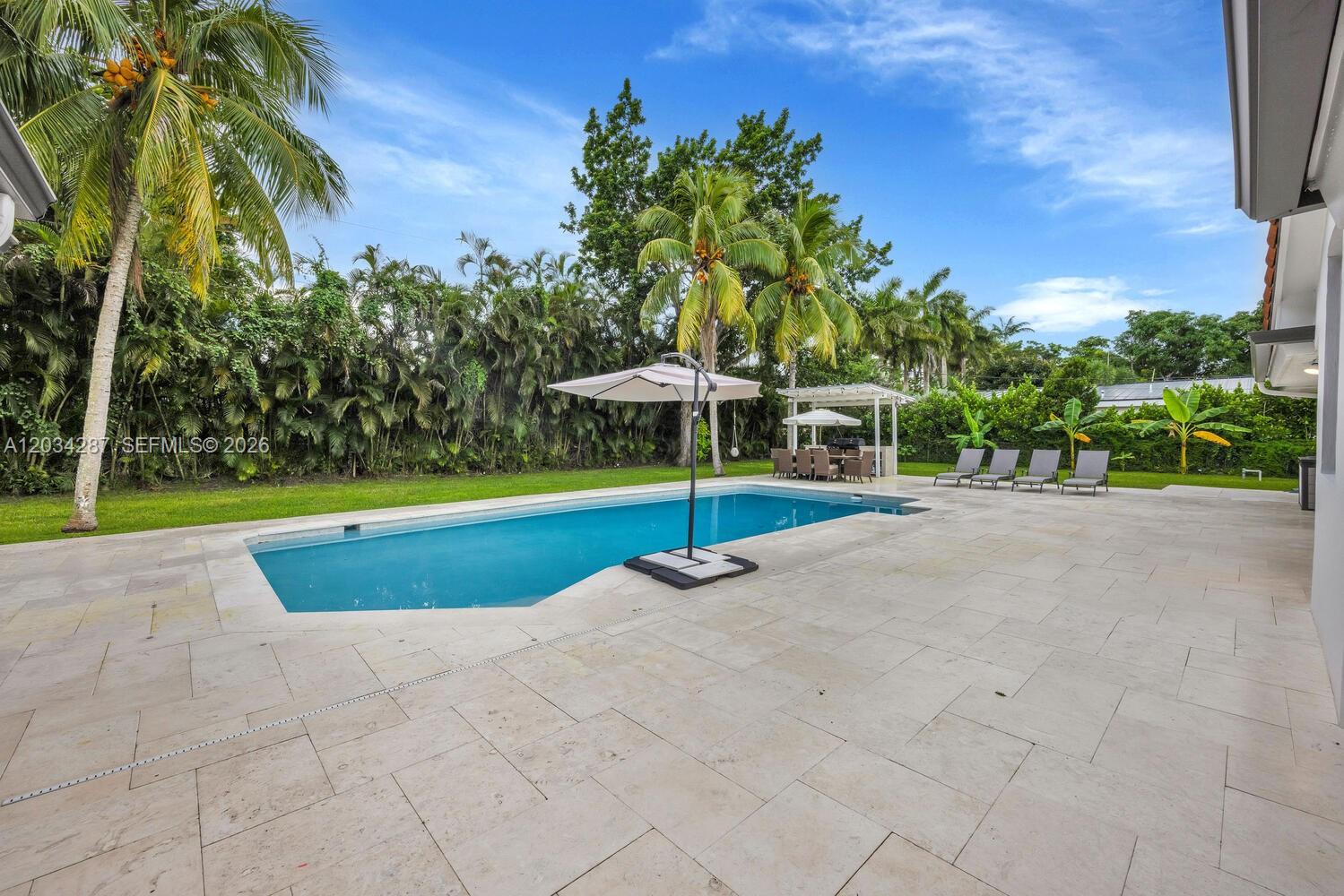 6860 SW 99th Ter