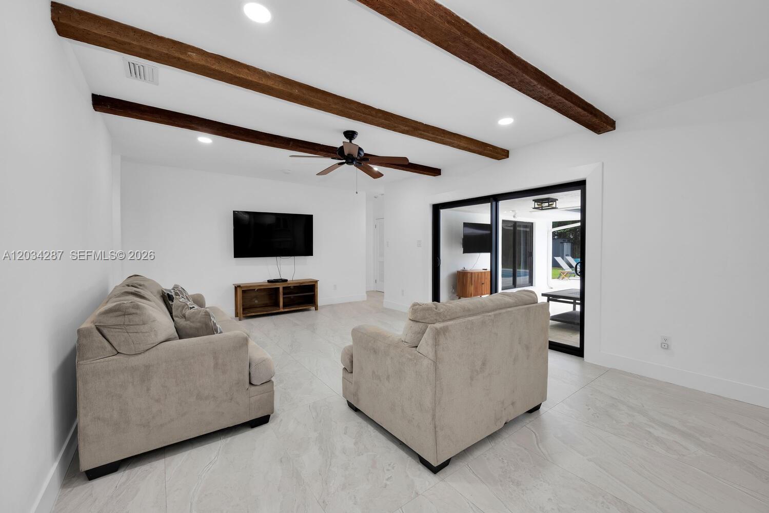6860 SW 99th Ter