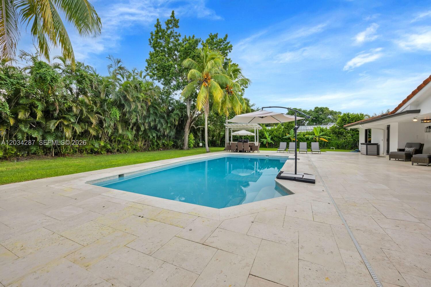 6860 SW 99th Ter