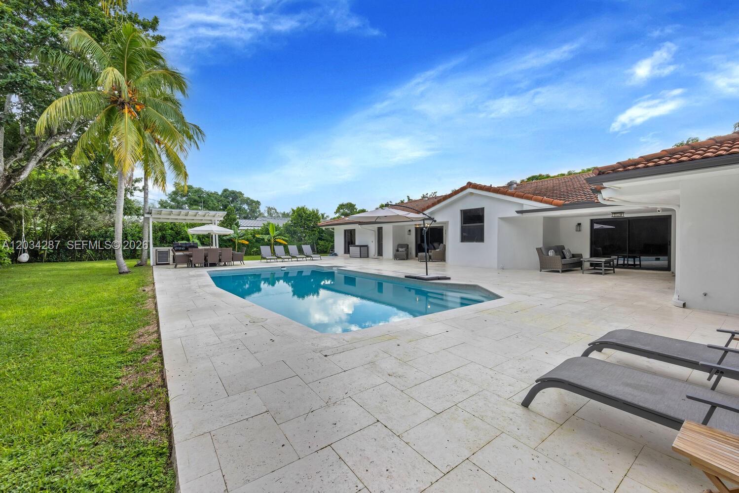 6860 SW 99th Ter