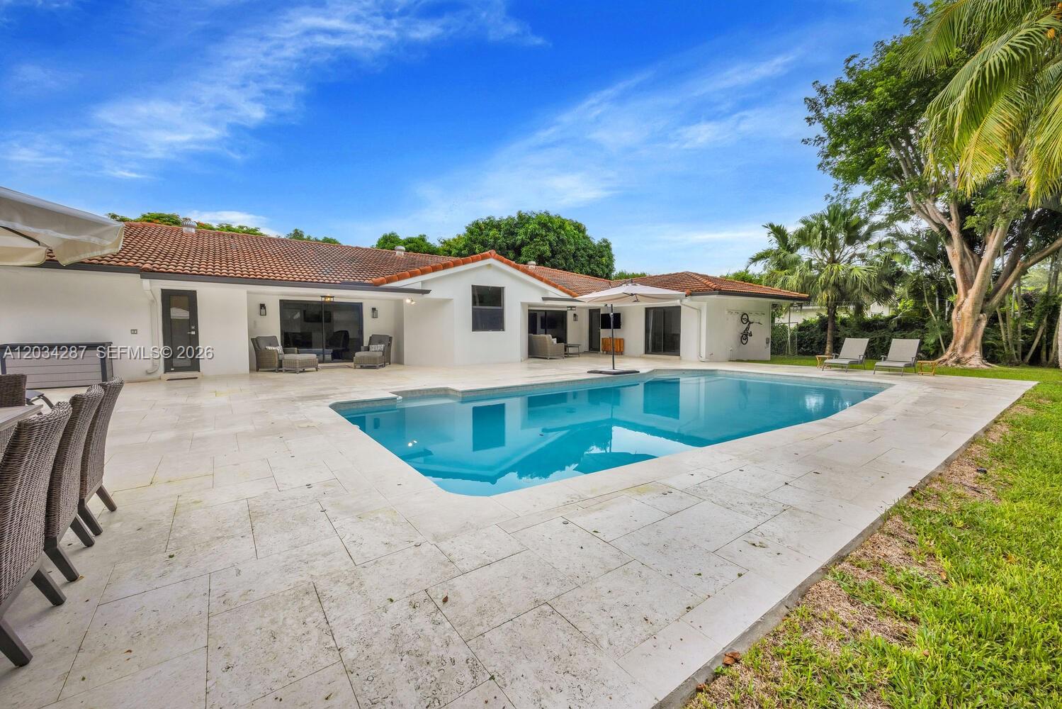 6860 SW 99th Ter