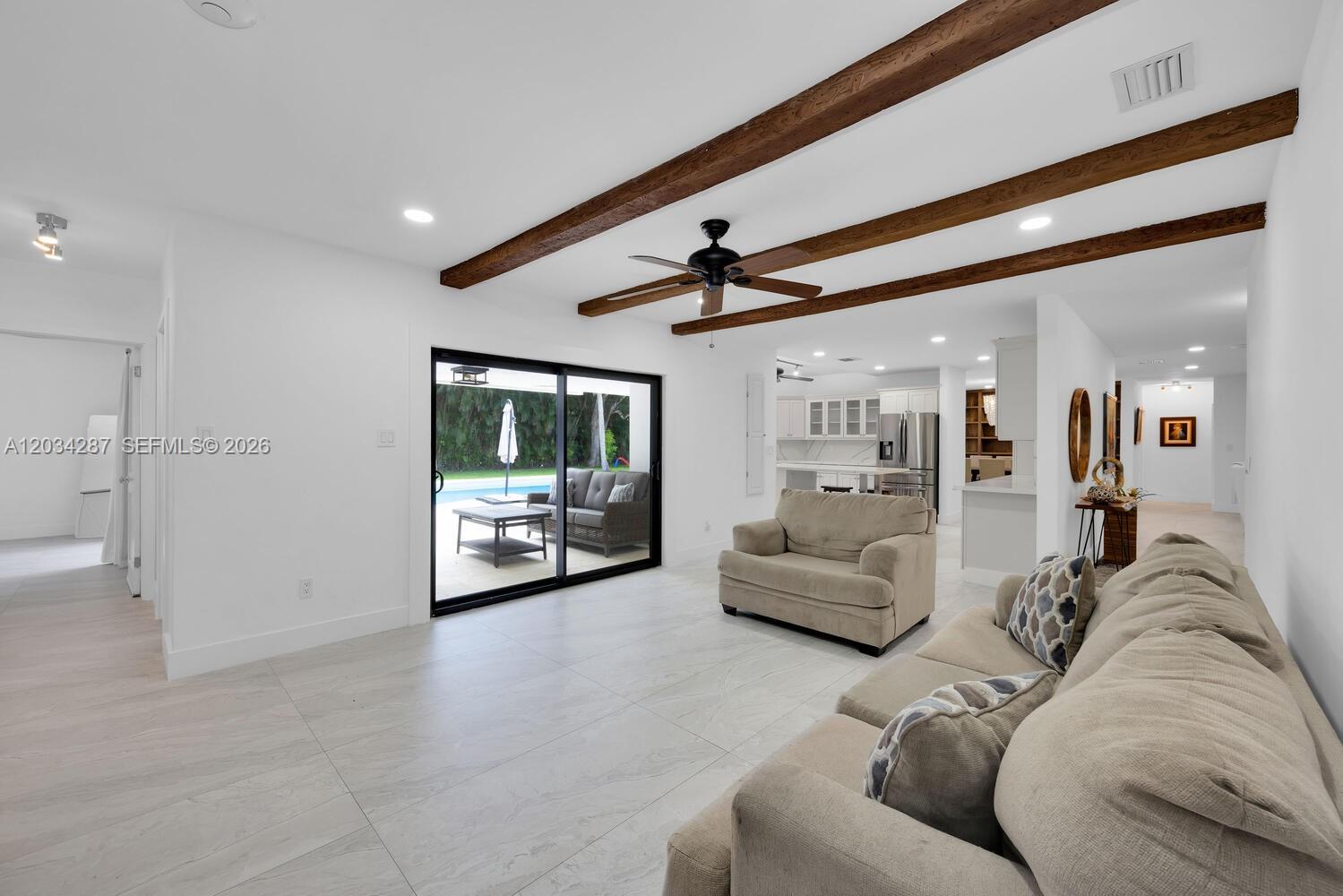 6860 SW 99th Ter