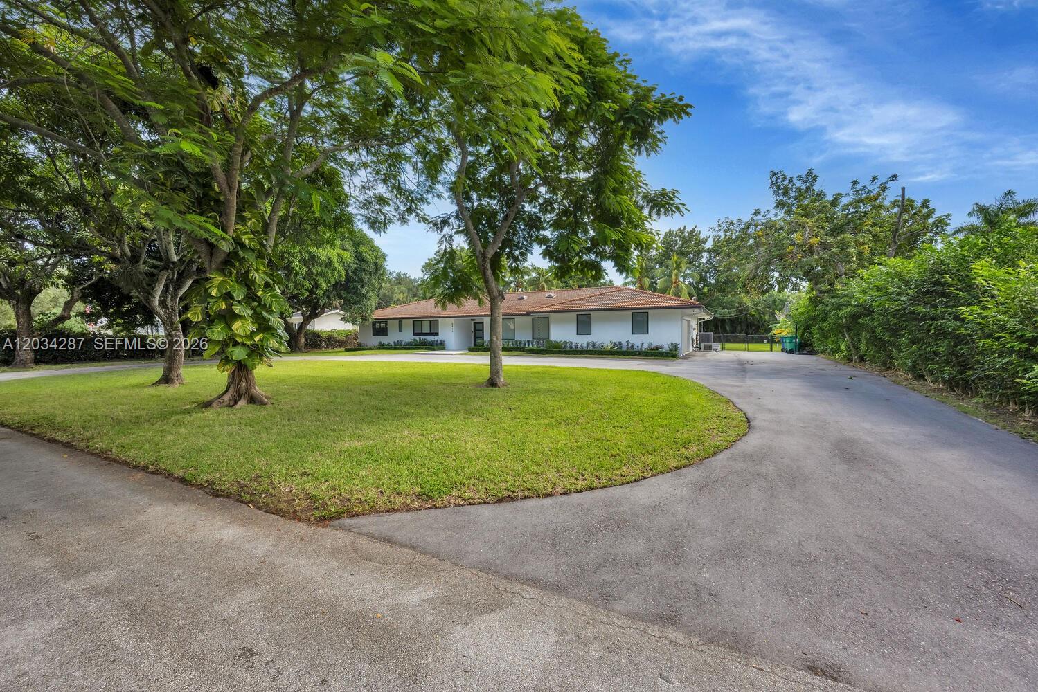 6860 SW 99th Ter