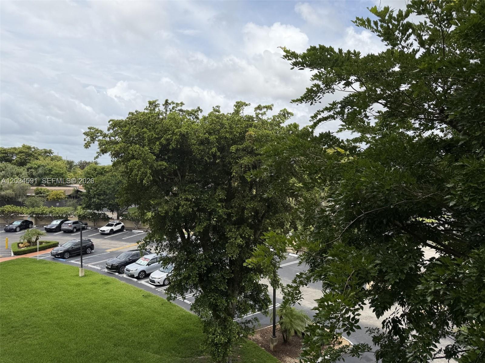 13120 SW 92nd Ave # 404 Unit: B-404
