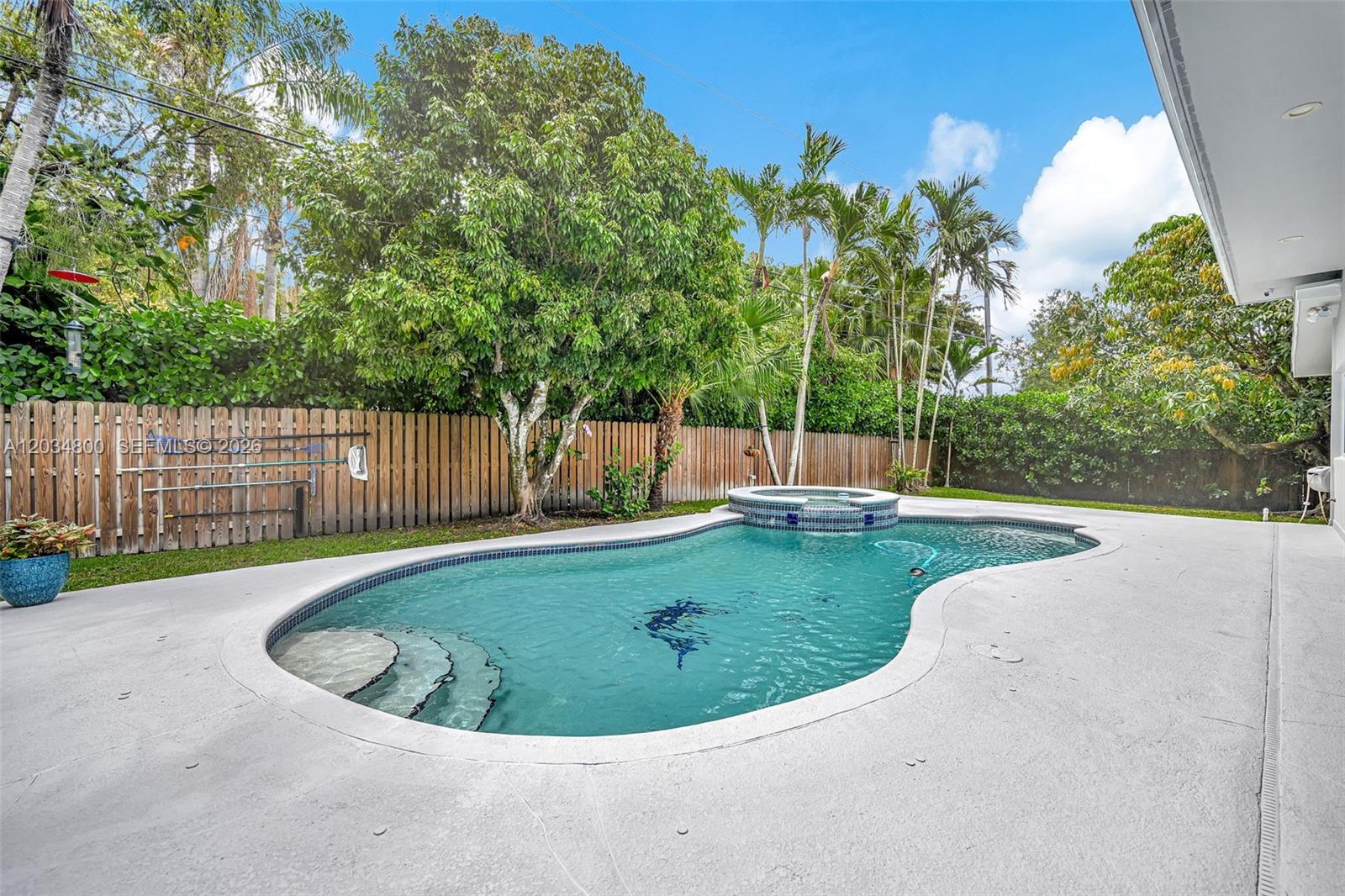 15845 SW 87th Ave