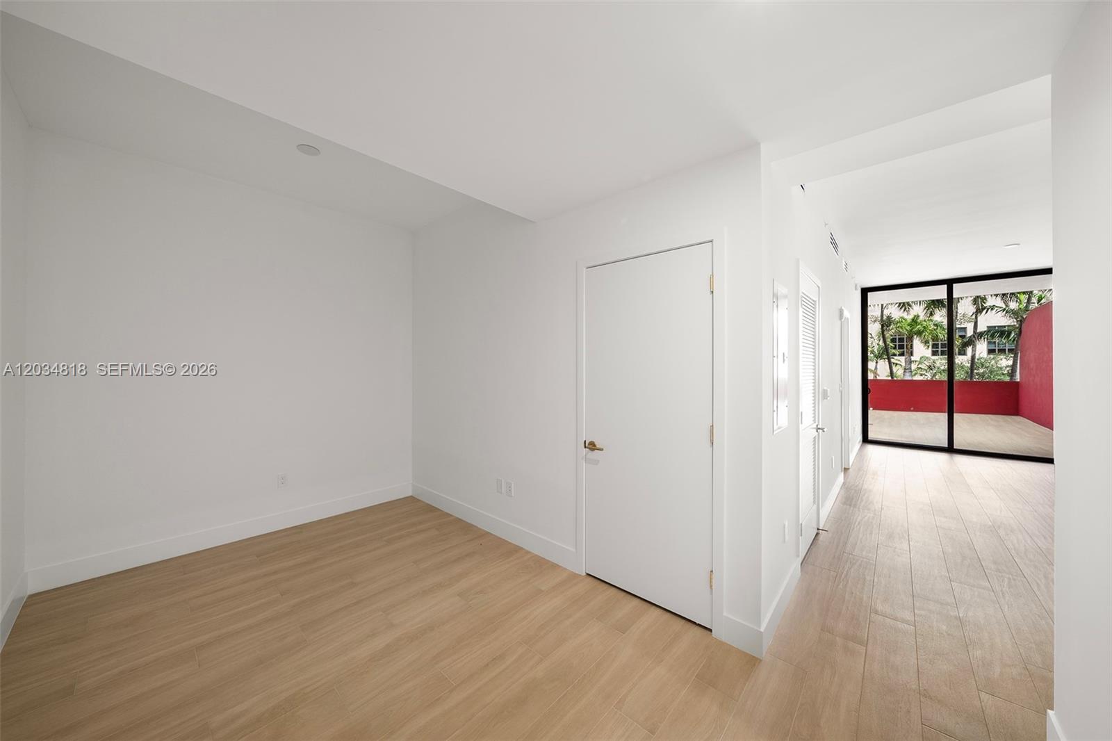90 NE 32 St # 203