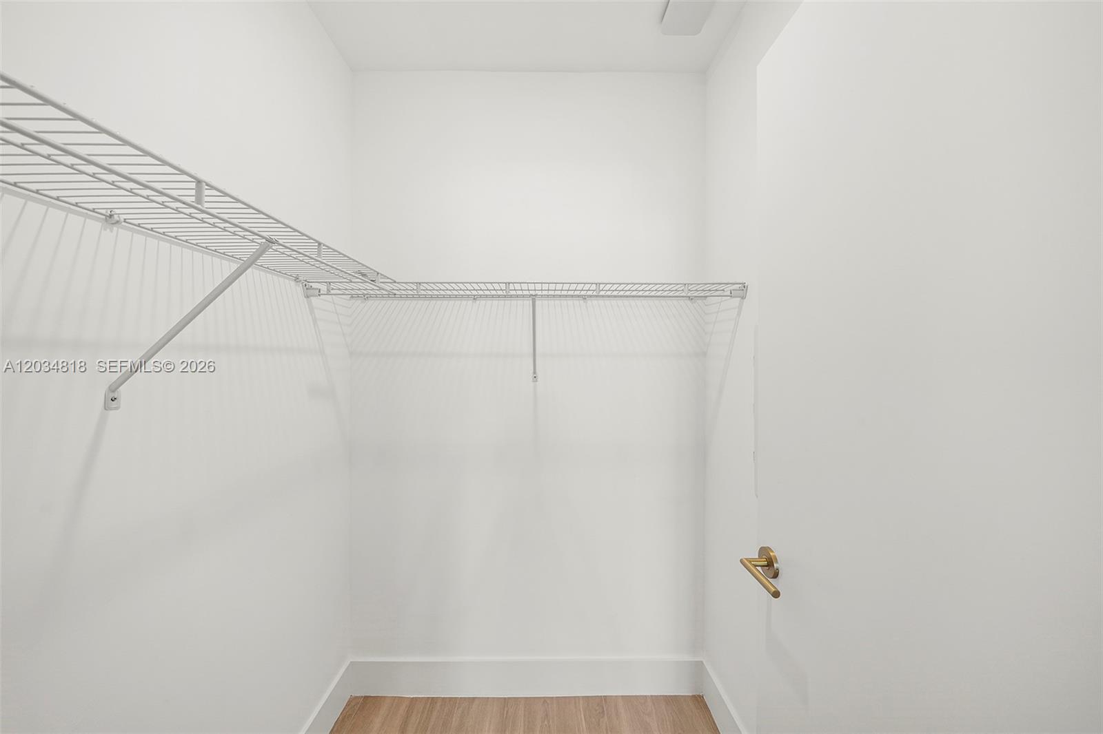 90 NE 32 St # 203