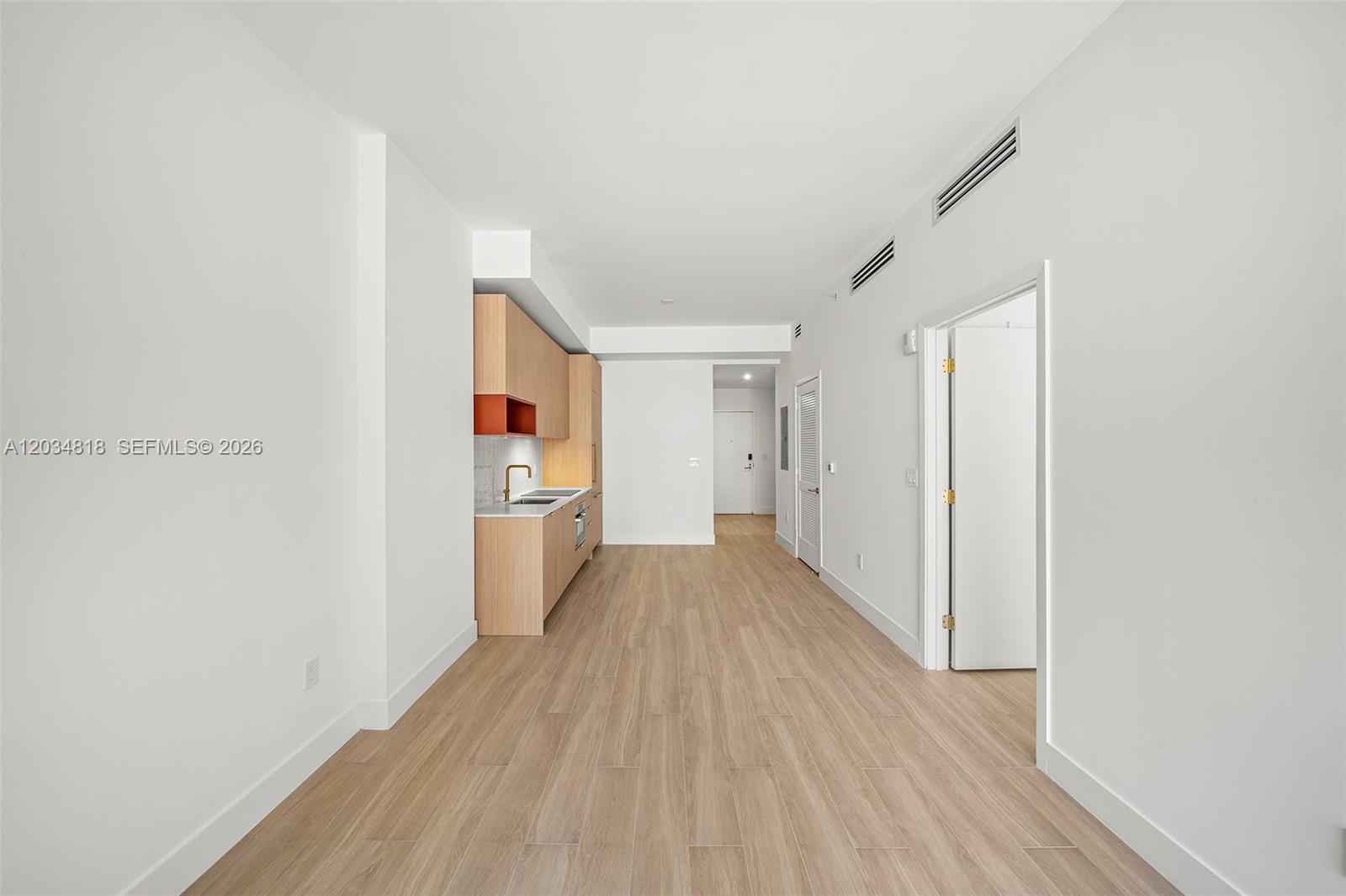 90 NE 32 St # 203
