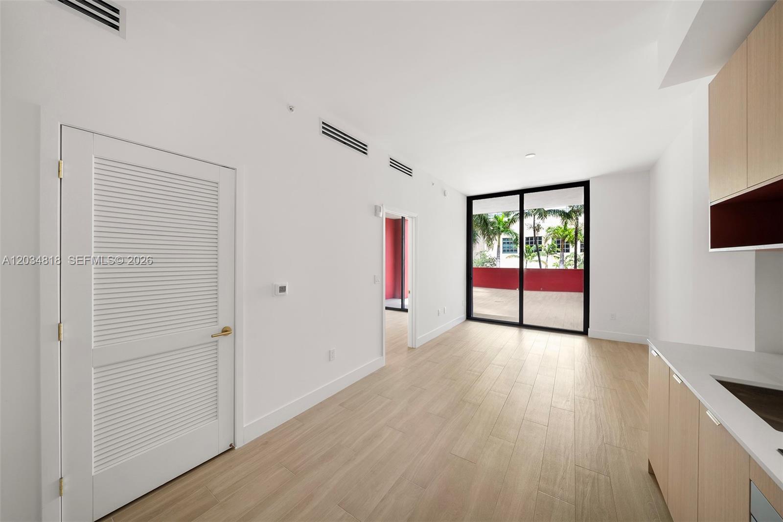 90 NE 32 St # 203