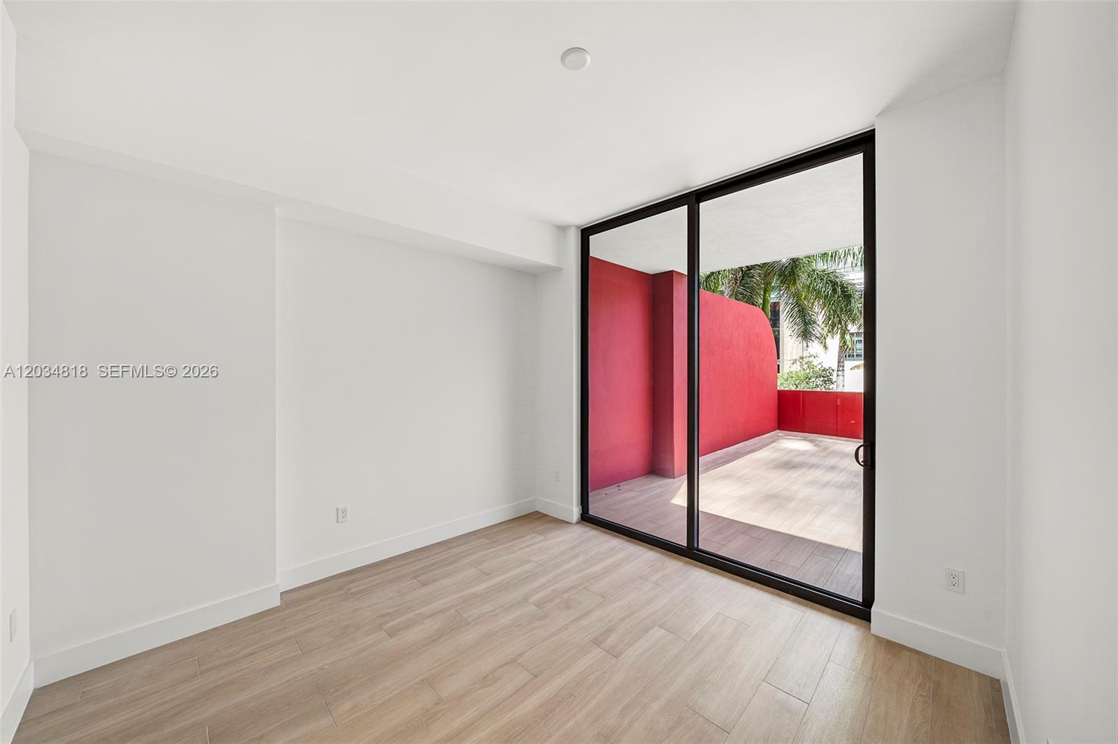 90 NE 32 St # 203