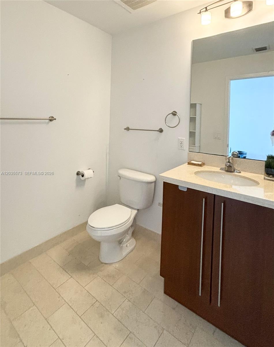 79 SW 12th St Unit: 4012-S