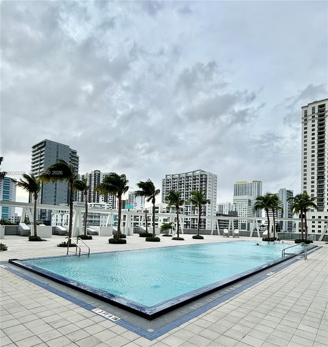 79 SW 12th St Unit: 4012-S