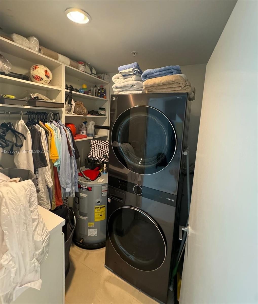 79 SW 12th St Unit: 4012-S
