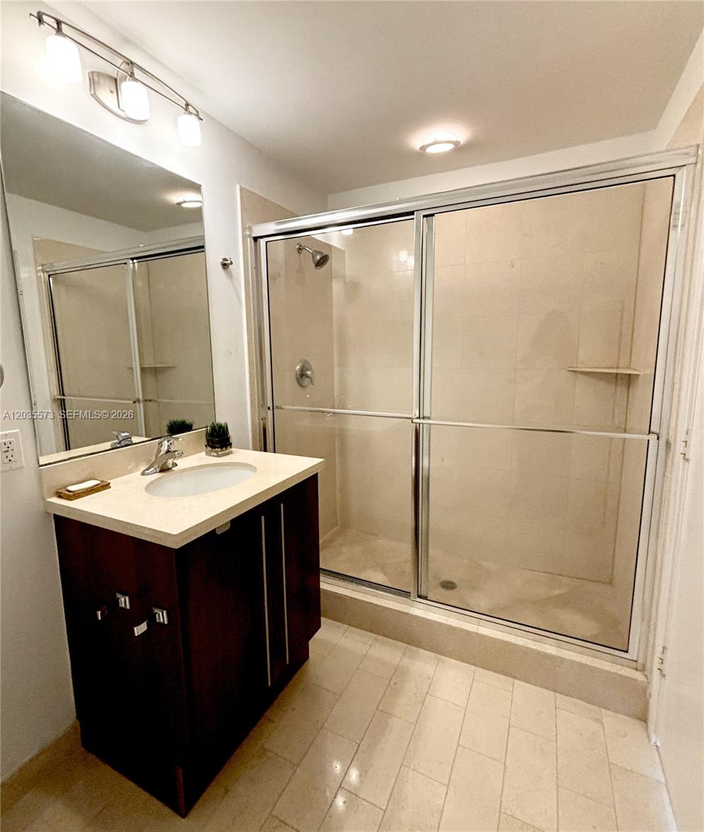 79 SW 12th St Unit: 4012-S