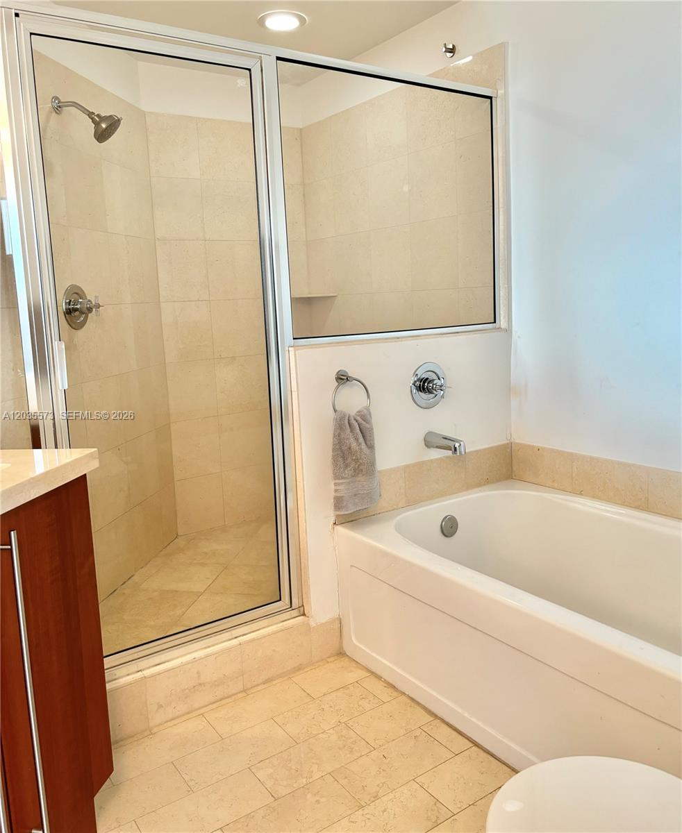 79 SW 12th St Unit: 4012-S