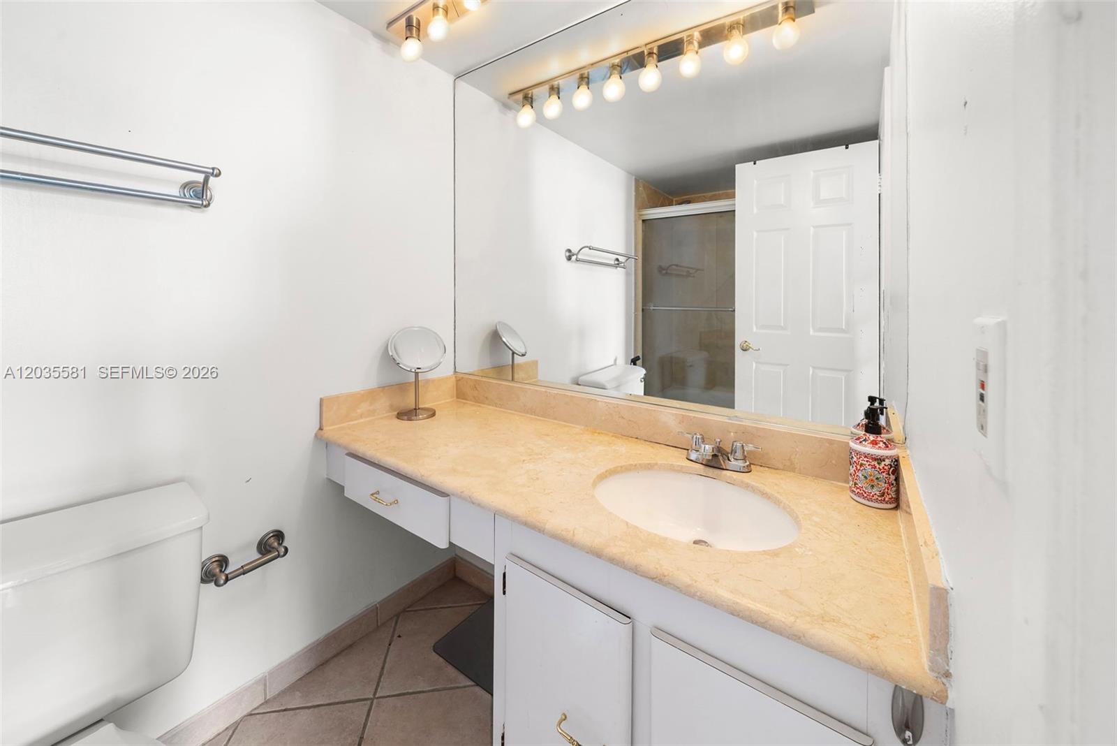6770 Indian Creek Dr # B Unit: PH-B