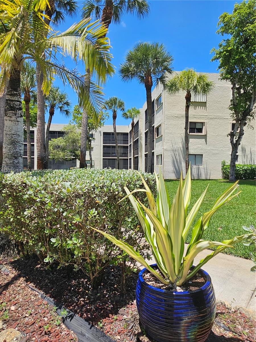 8075 SW 107th Ave # 114