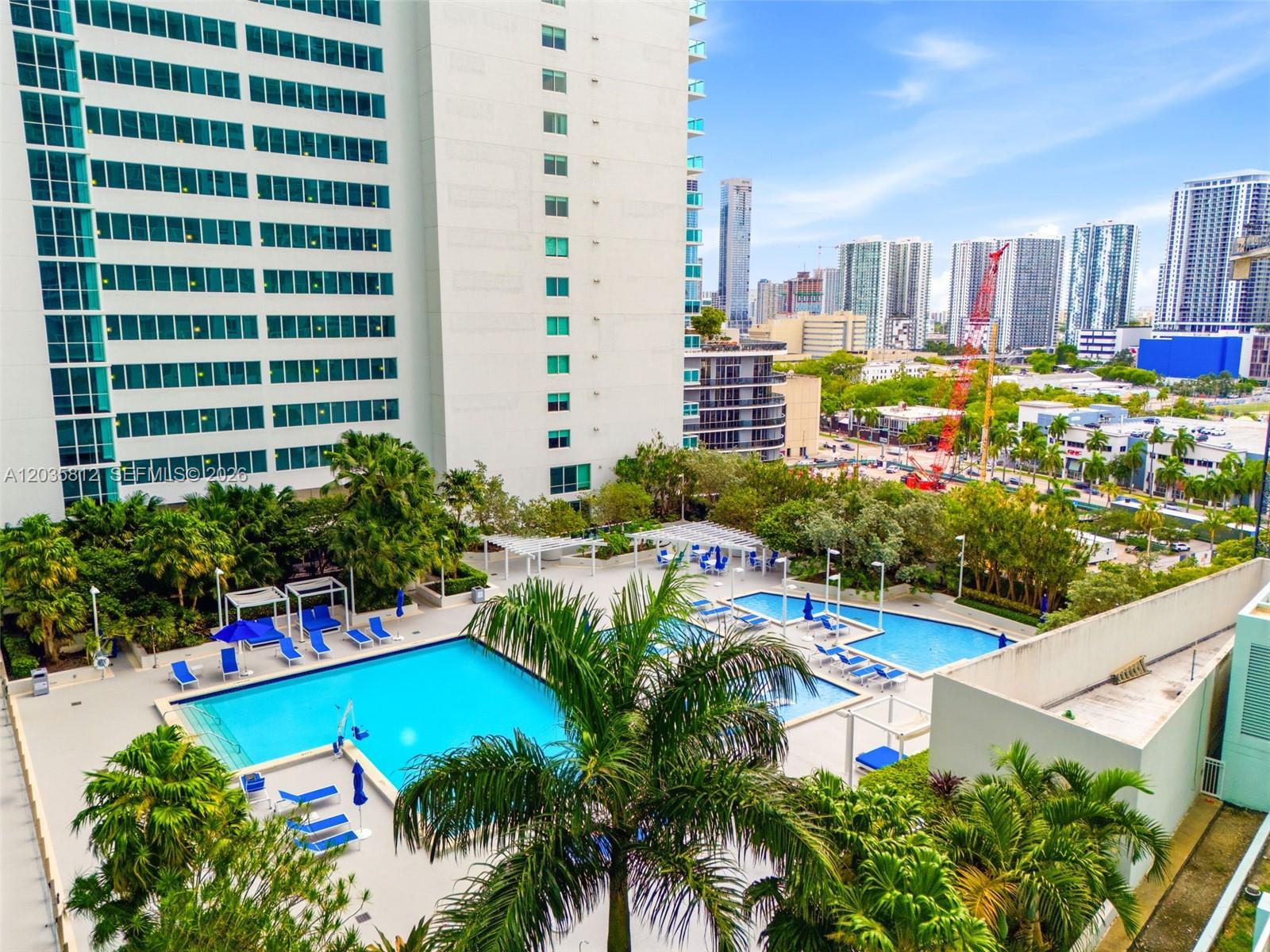 1900 N Bayshore Dr # 2207