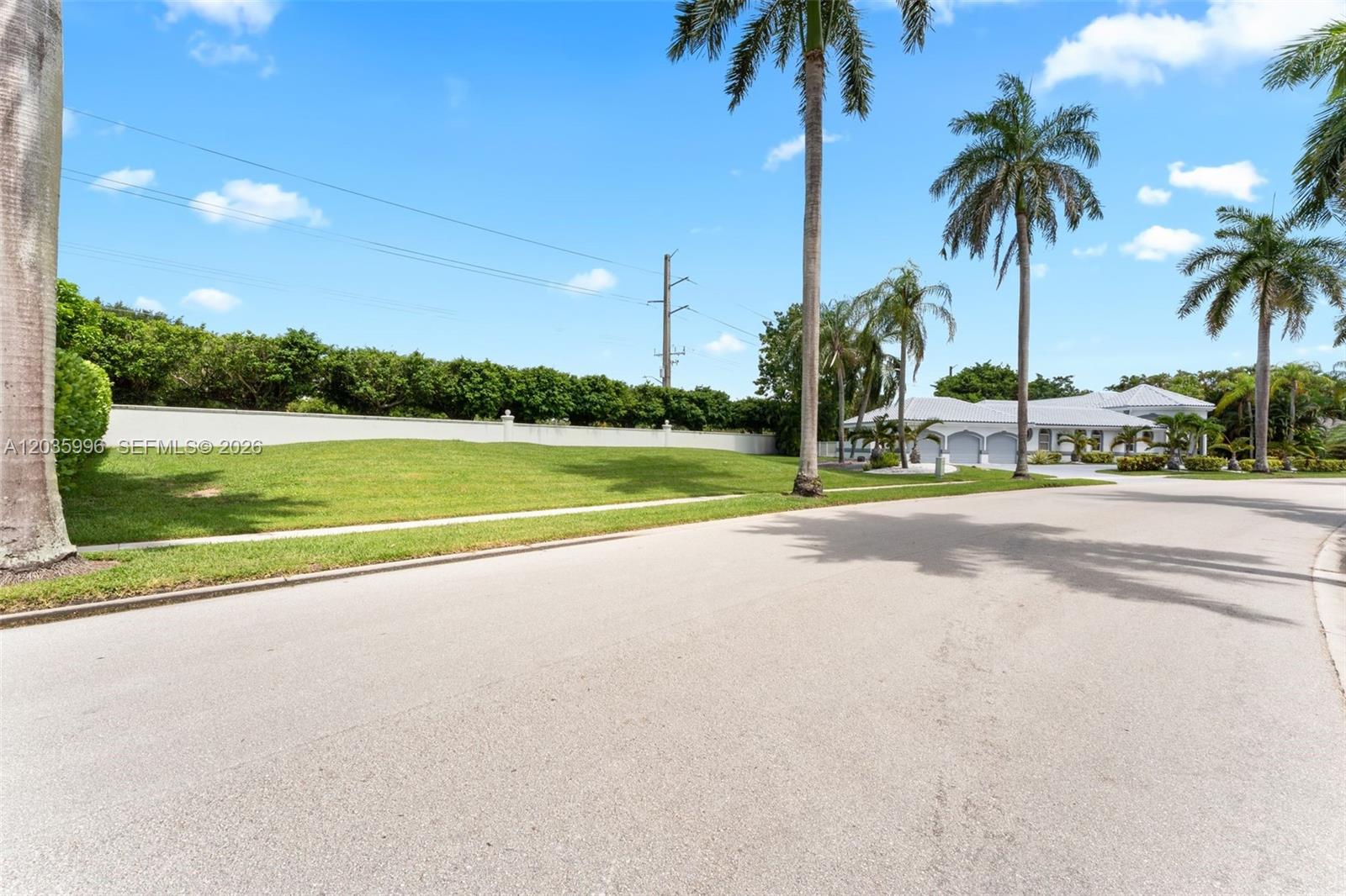 2673 NW 64th Blvd