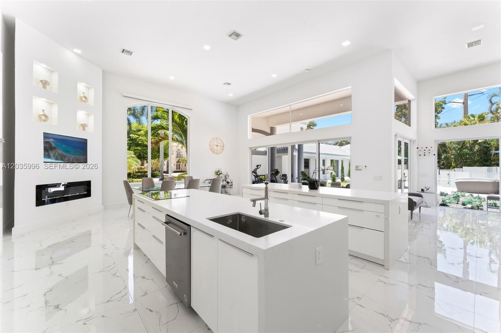 2673 NW 64th Blvd