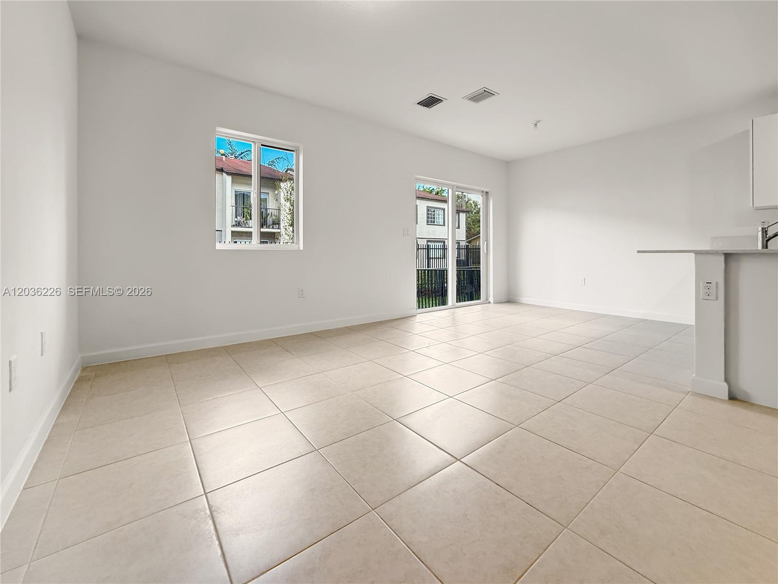 3770 SW 50th Ave # 3770