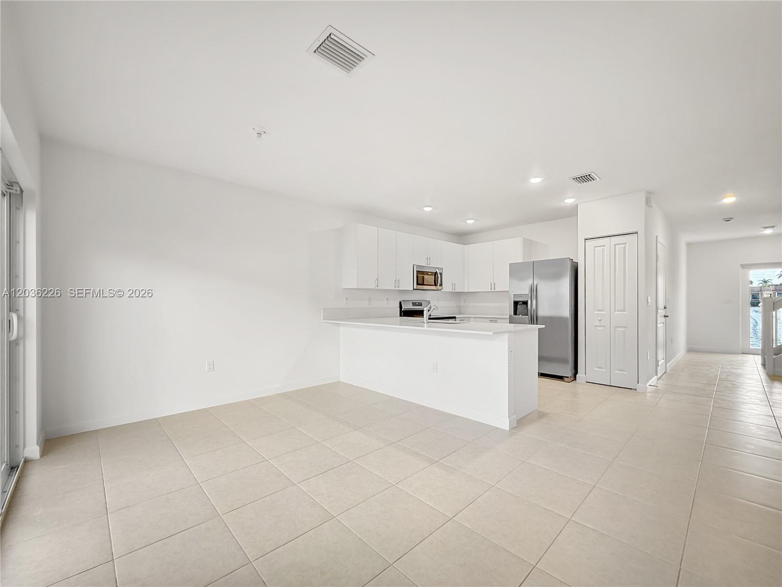 3770 SW 50th Ave # 3770