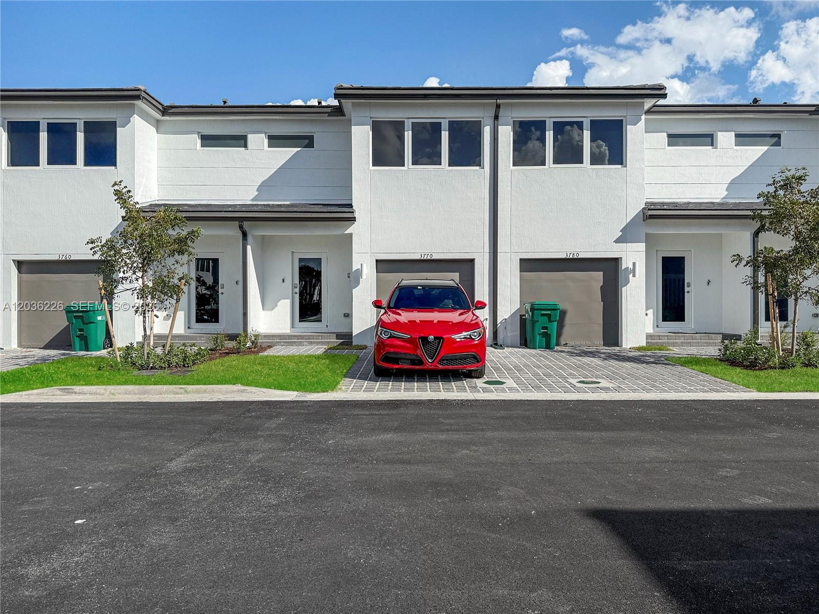 3770 SW 50th Ave # 3770