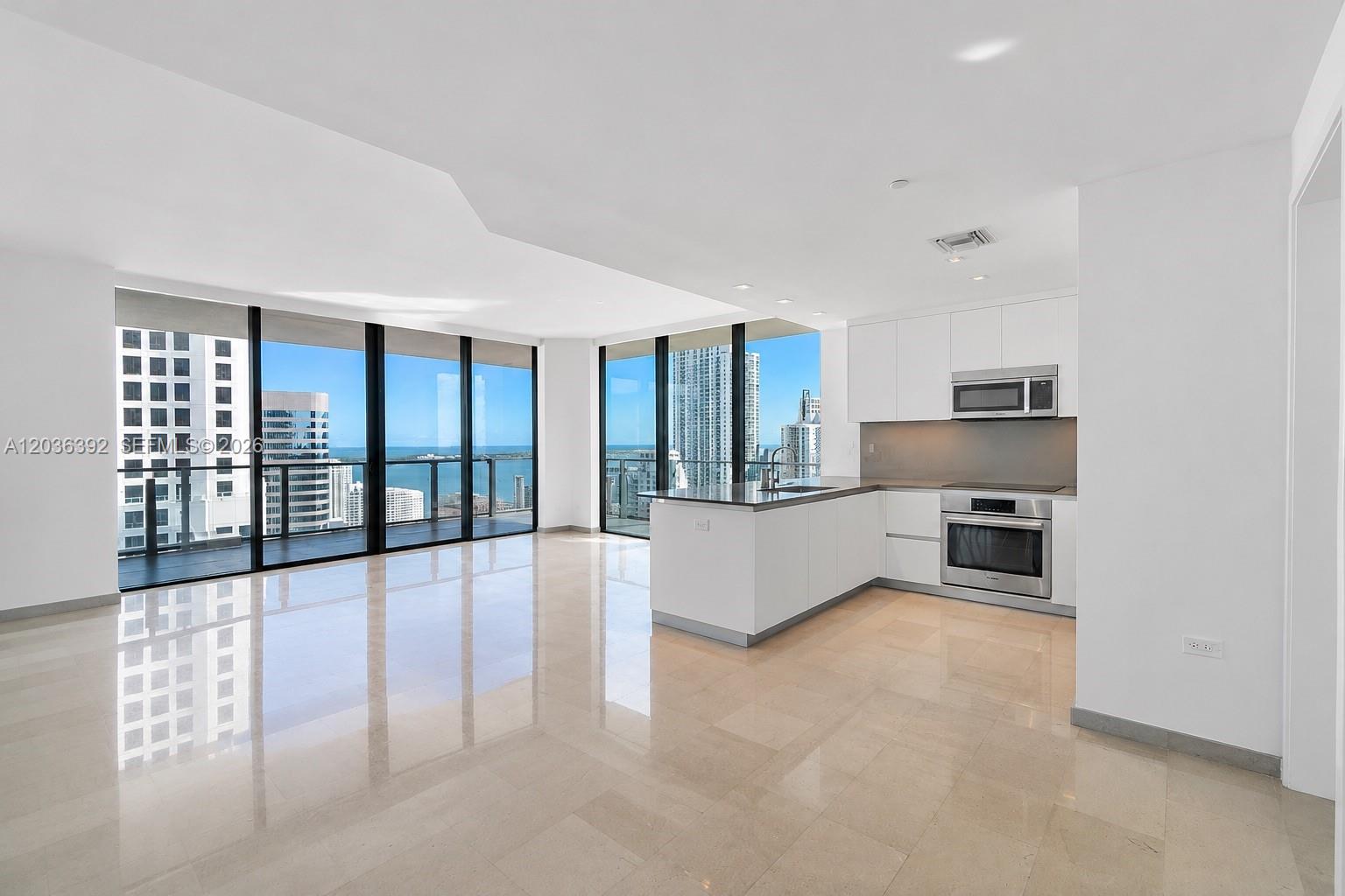 68 SE 6th St # 3301