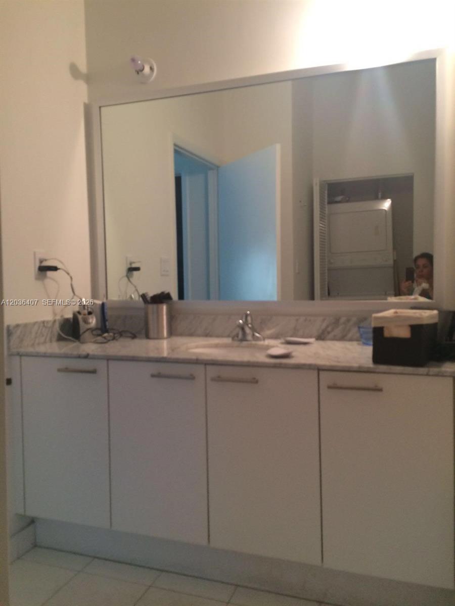 2001 Meridian Ave # 426