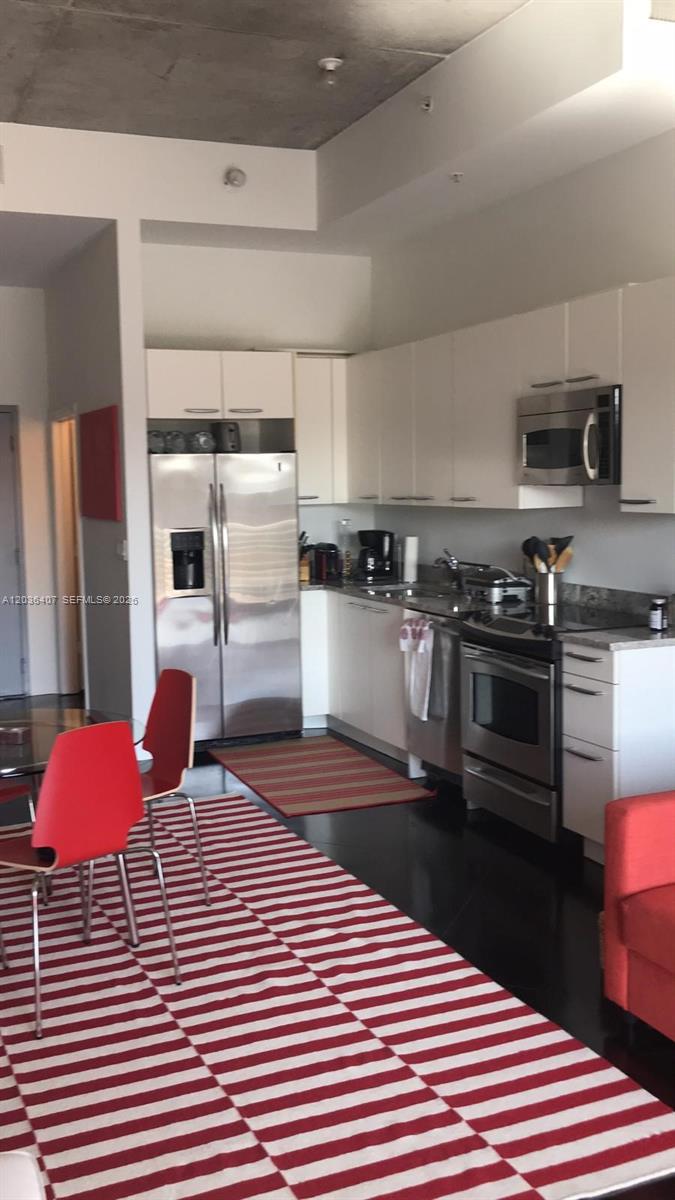 2001 Meridian Ave # 426