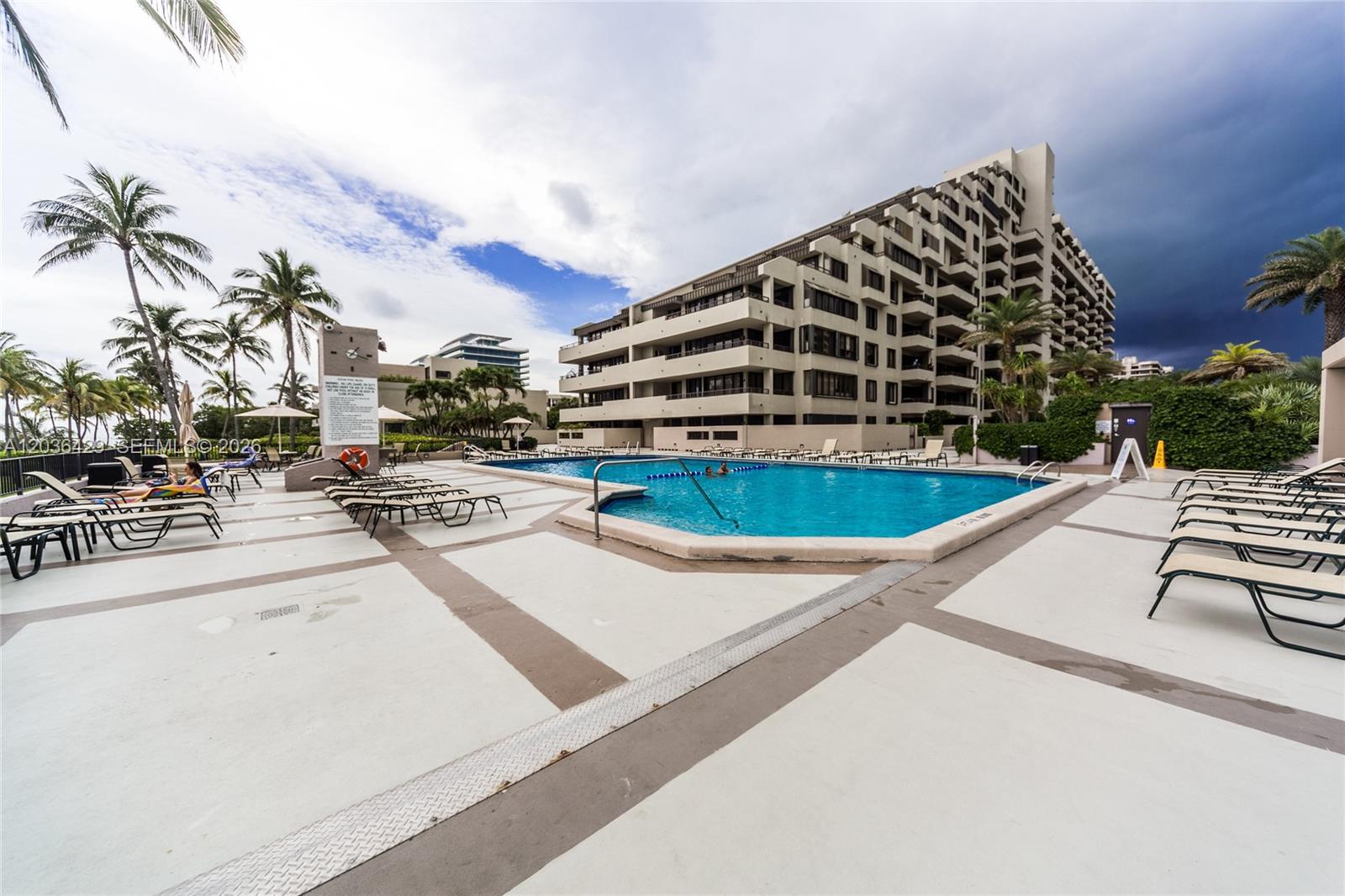 101 Crandon Blvd # 170