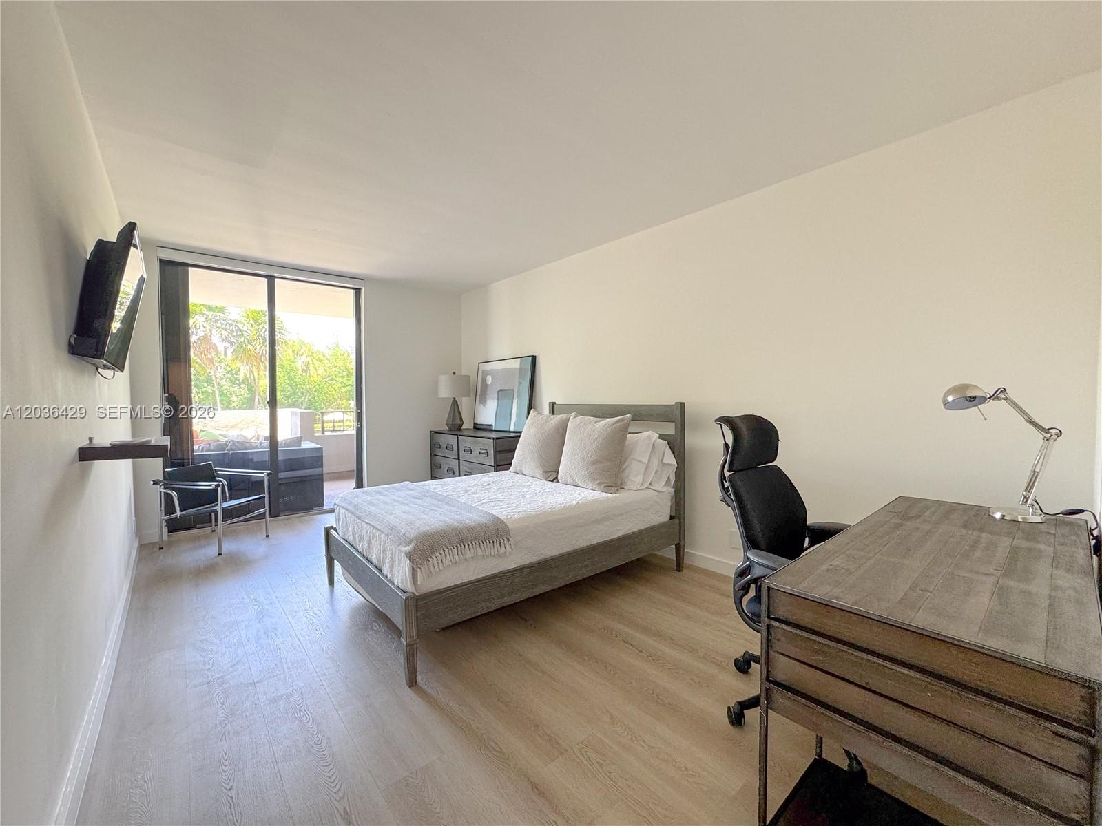 101 Crandon Blvd # 170