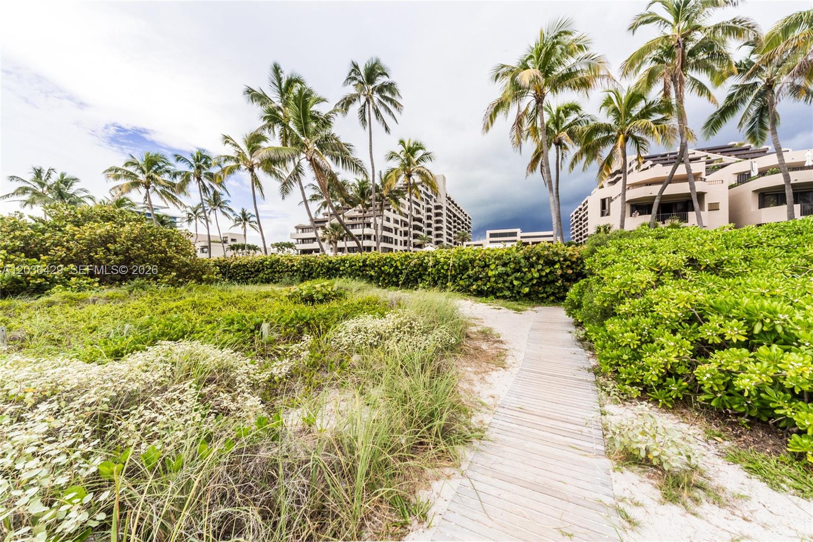 101 Crandon Blvd # 170