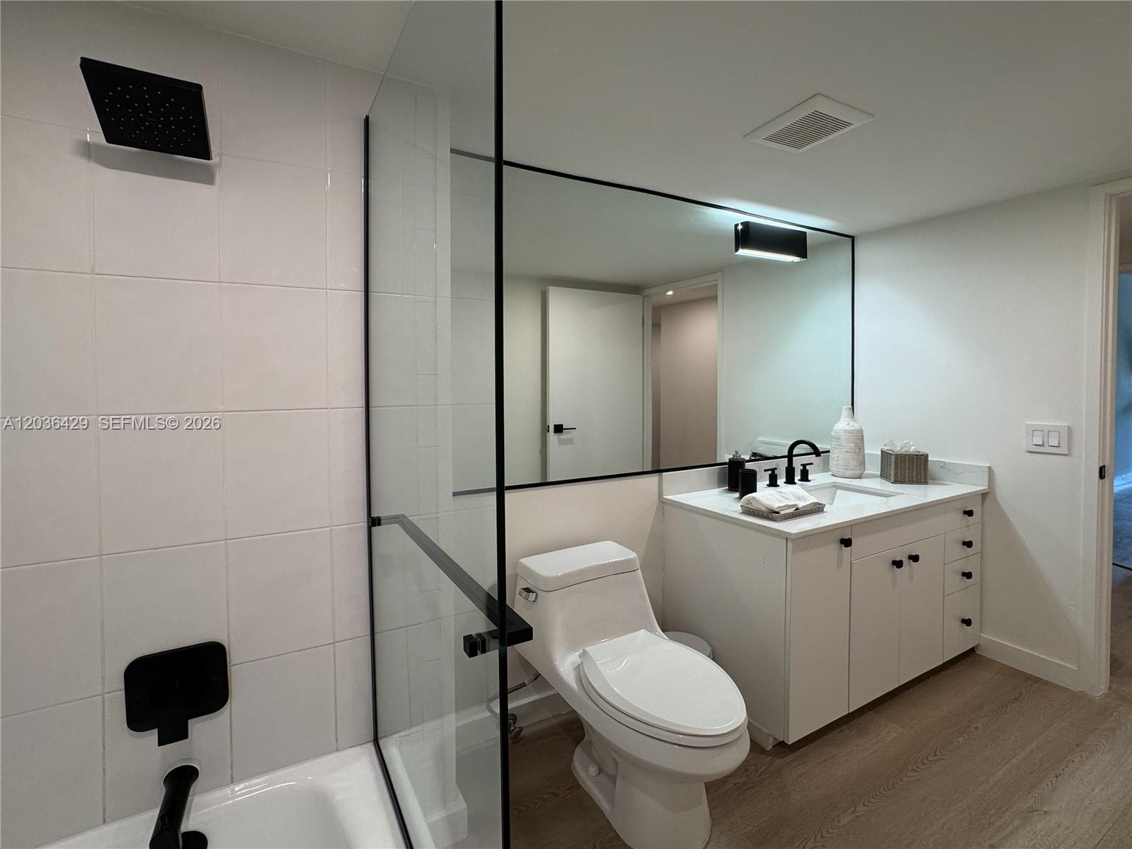 101 Crandon Blvd # 170