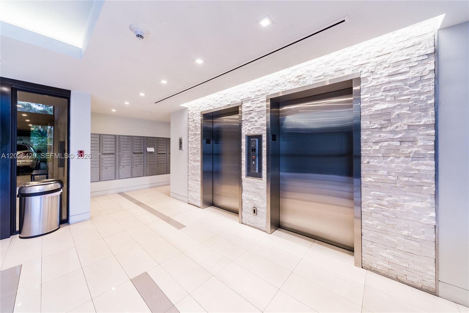 101 Crandon Blvd # 170