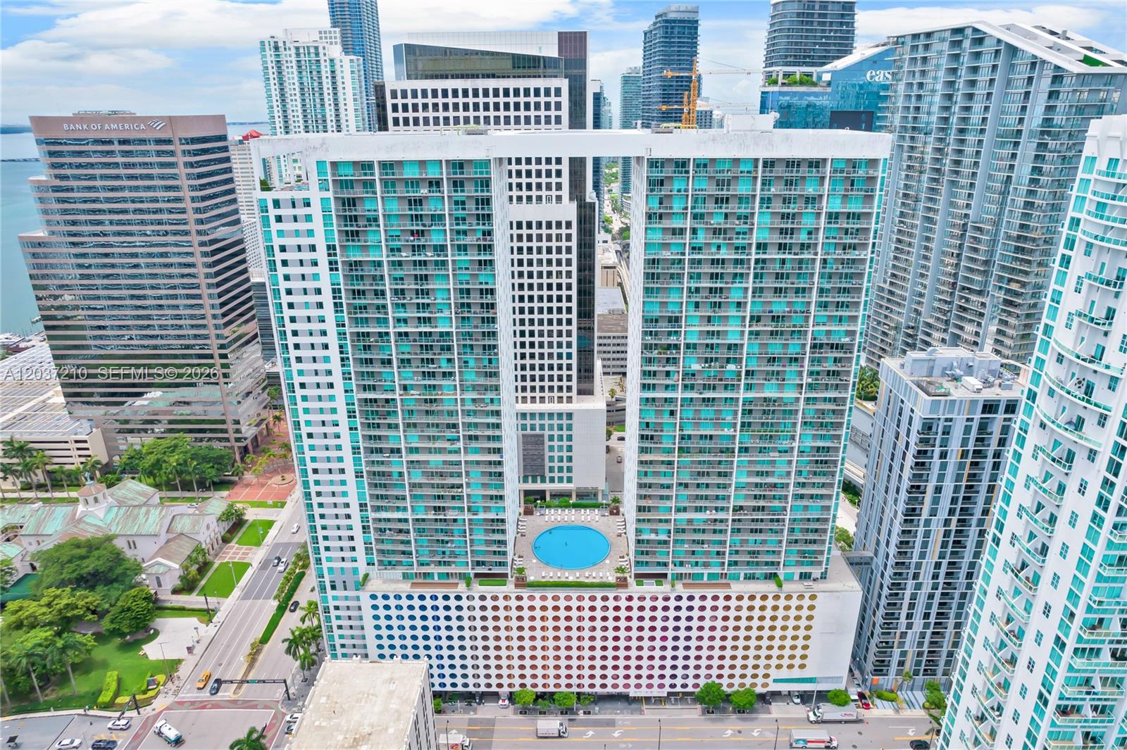 500 Brickell Ave # 2700