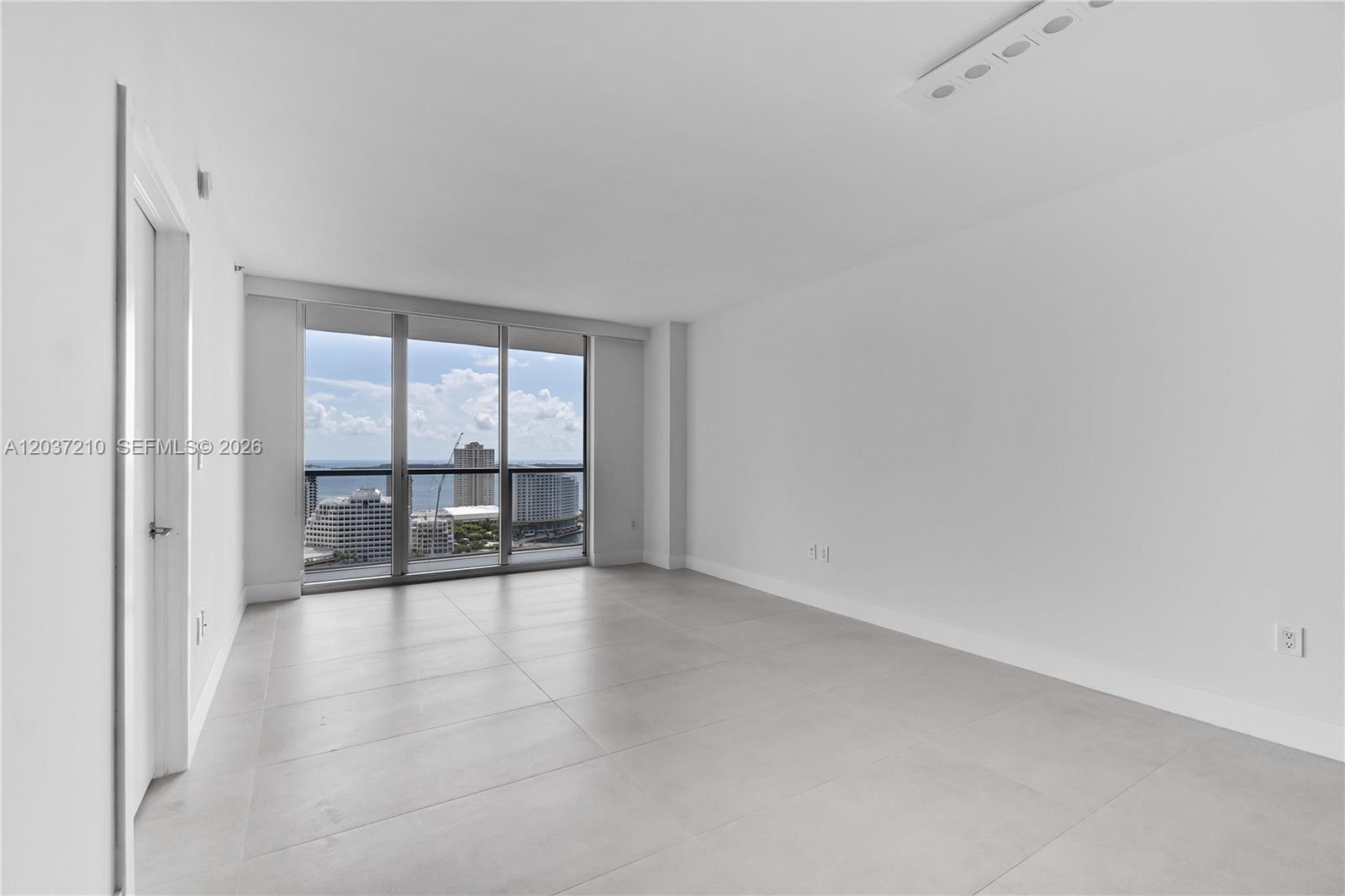 500 Brickell Ave # 2700