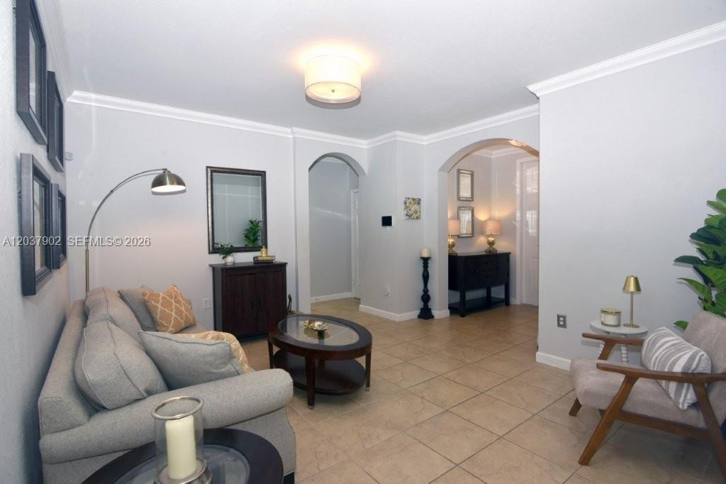 163 SE 36th Ave