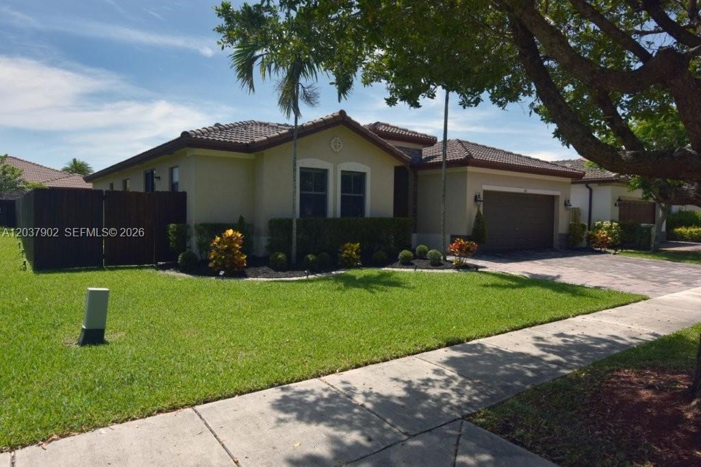 163 SE 36th Ave