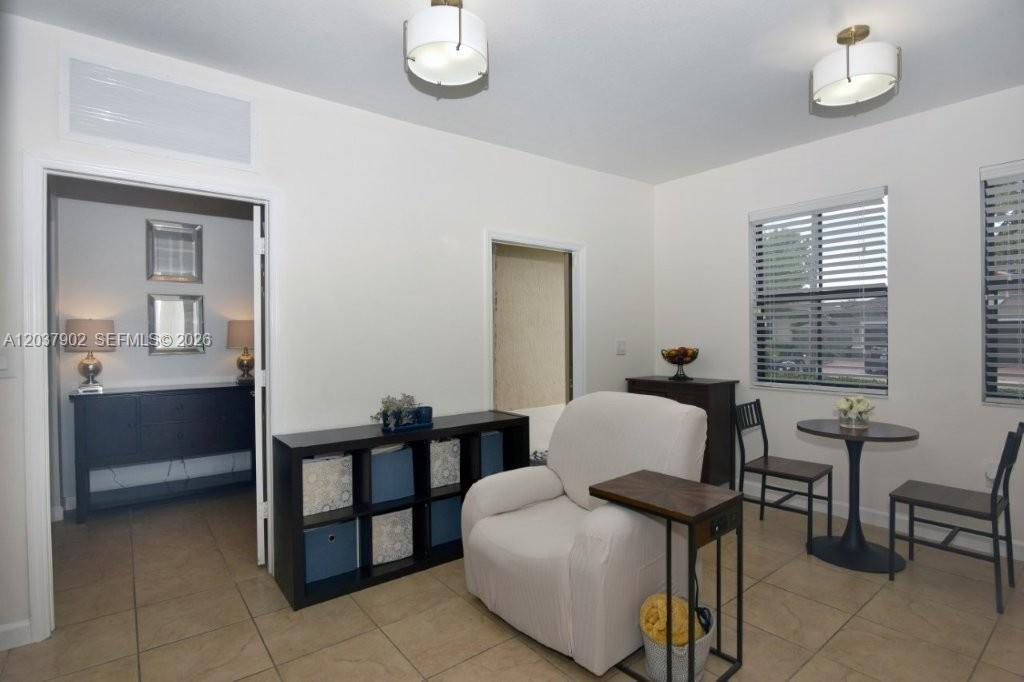 163 SE 36th Ave