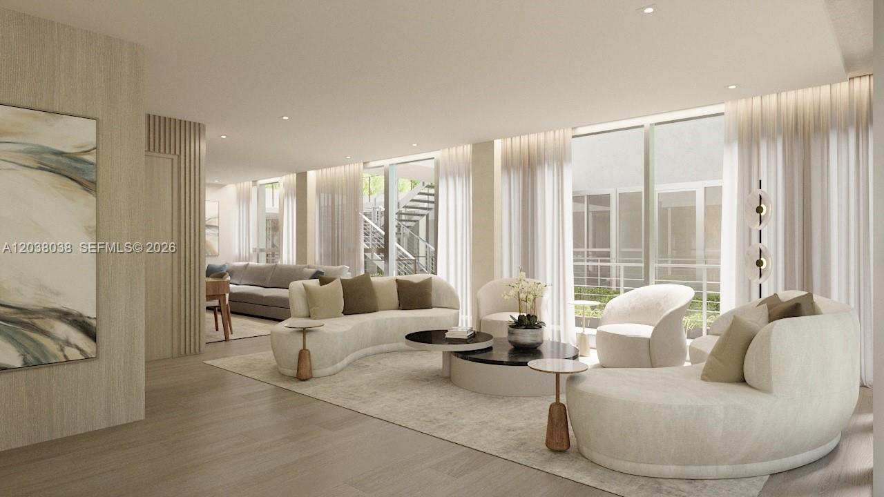 250 Collins Ave # 305