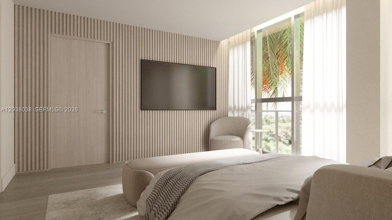 250 Collins Ave # 305