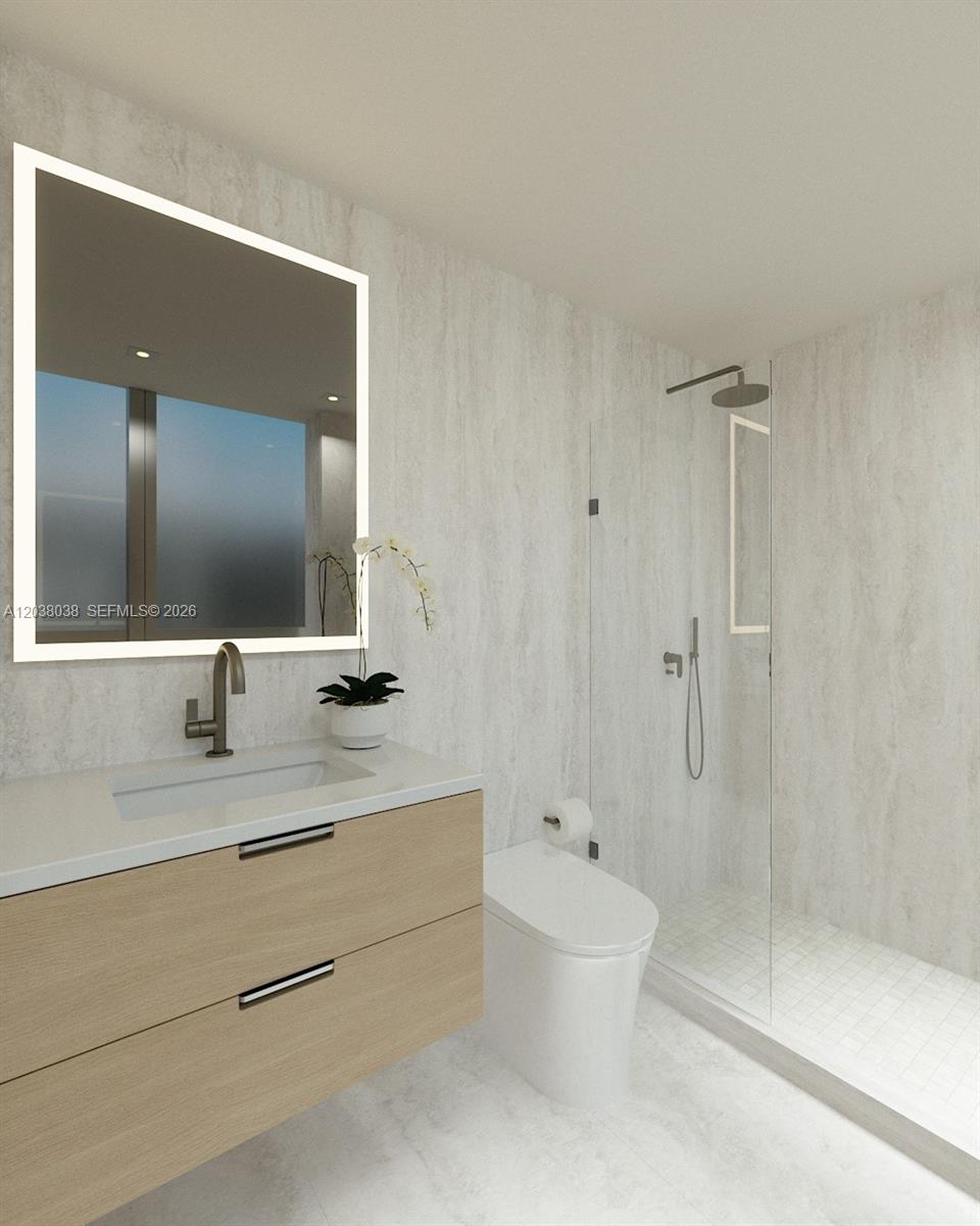 250 Collins Ave # 305