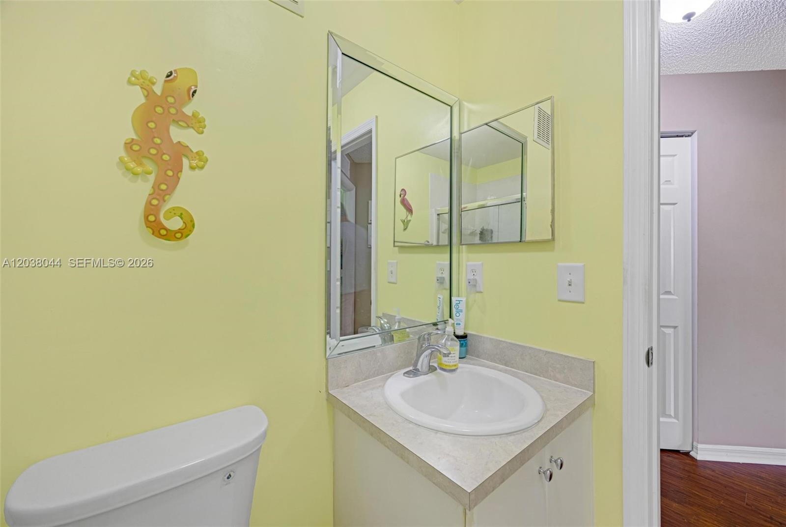 2209 SE 25th Ave # 2209