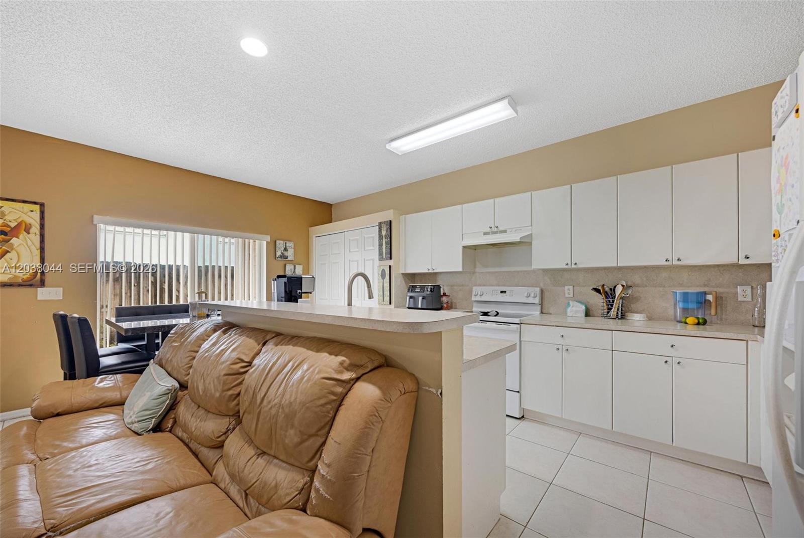 2209 SE 25th Ave # 2209