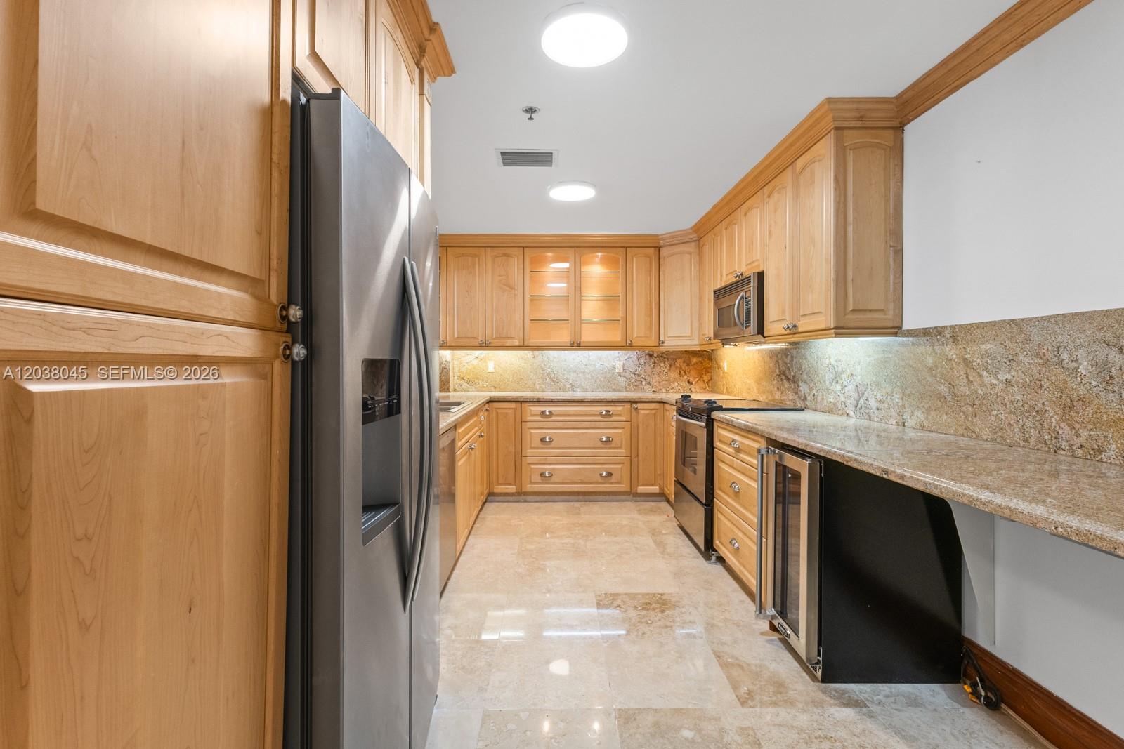251 Crandon Blvd # 133